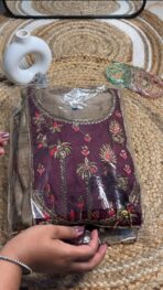 Noor Zari Dusk Kurta Set - Image 10