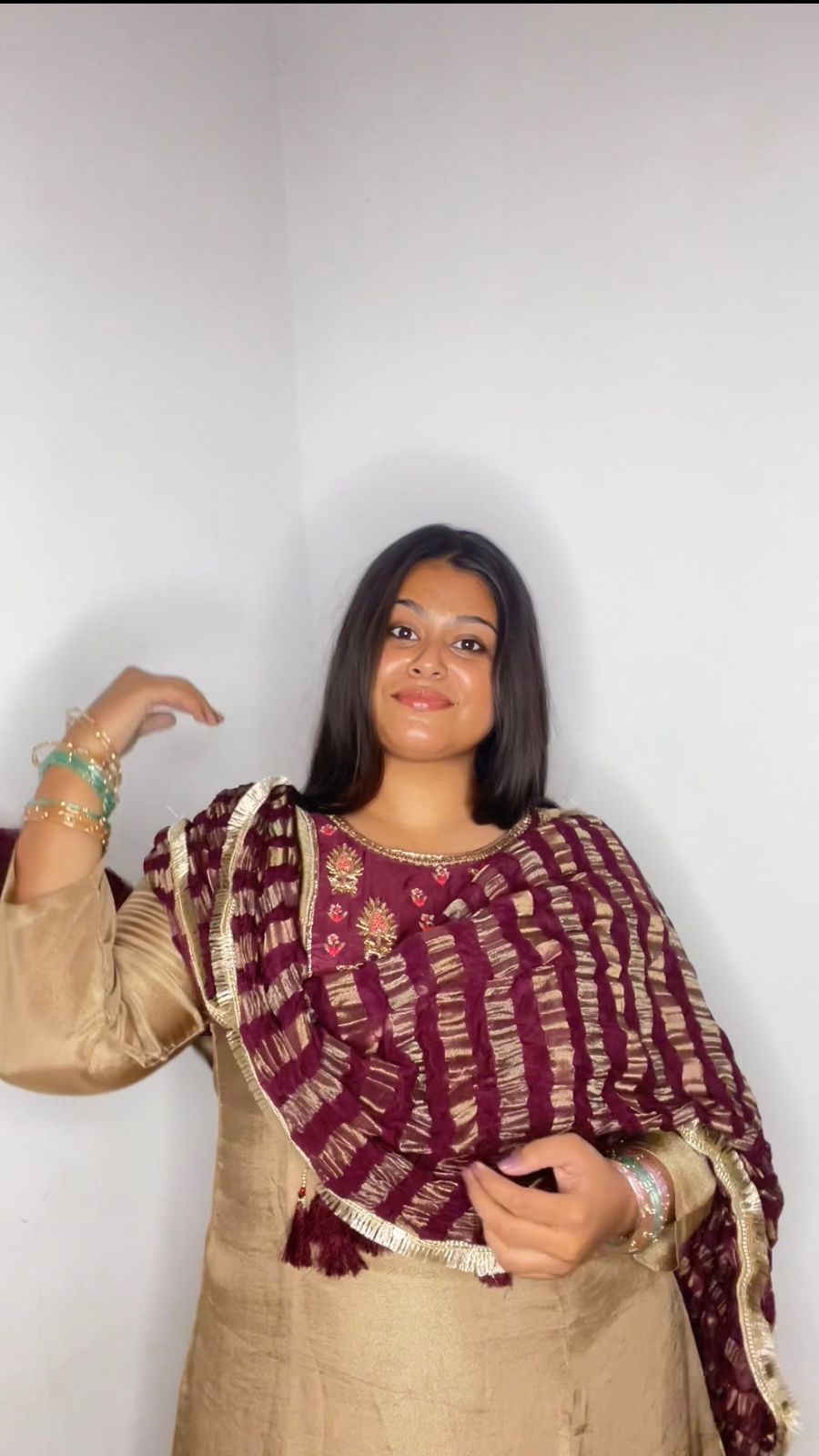WhatsApp Image 2026-05-03 at 8.47.41 PM Noor Zari Dusk Kurta Set - Image 1